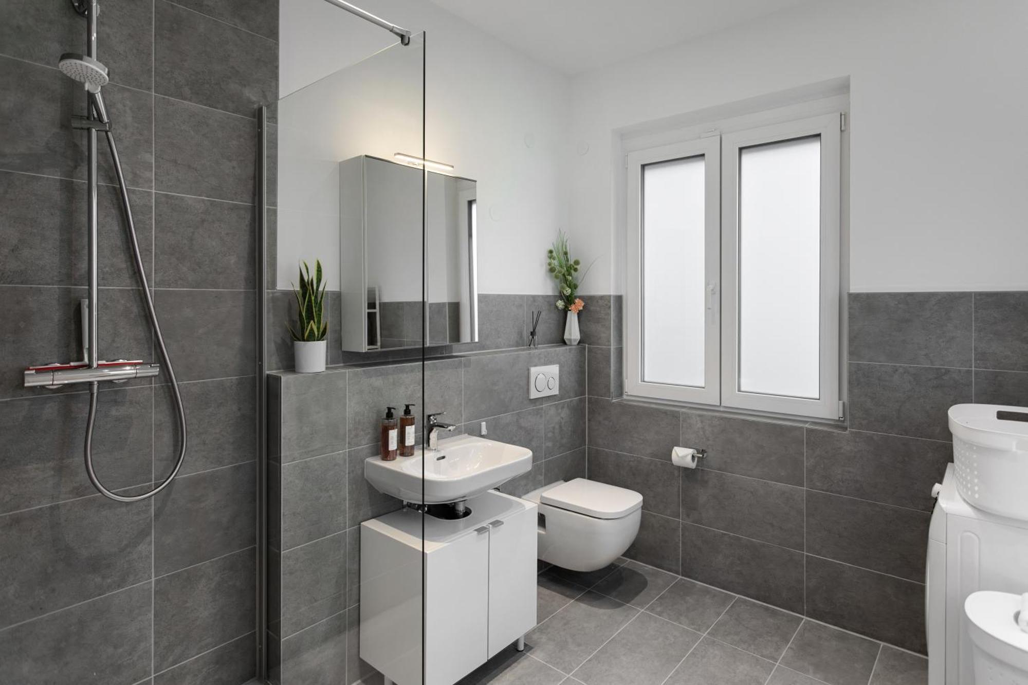 Rosenberg-Suites - Zentral, Stellplatz, Grosse Terasse, Business & Privat Heilbronn Luaran gambar